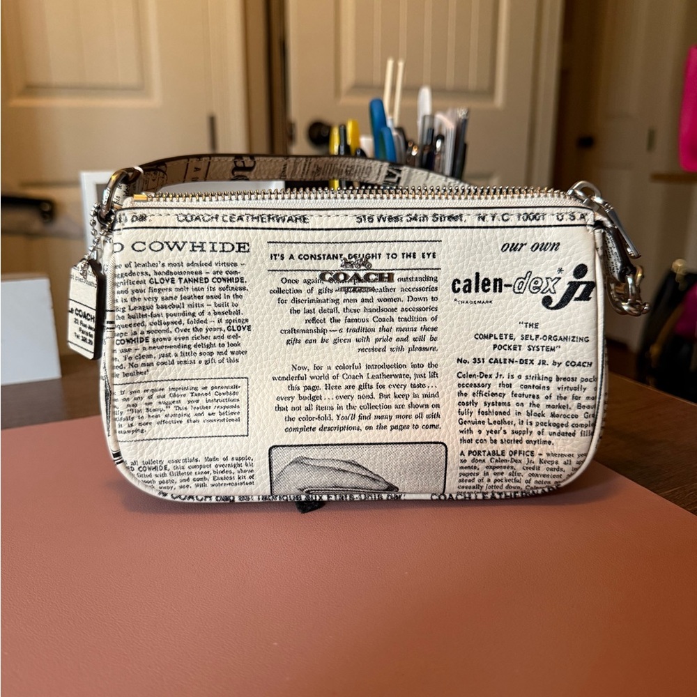 Coach Nolita 19 Newspaper - Picture 2 of 6